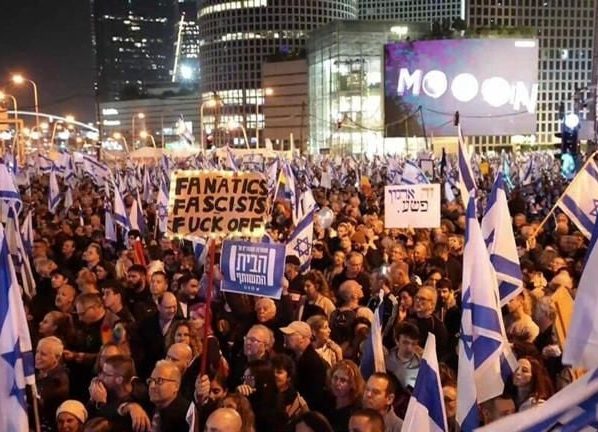 110.000 personas marcharon en Tel Aviv contra la reforma judicial