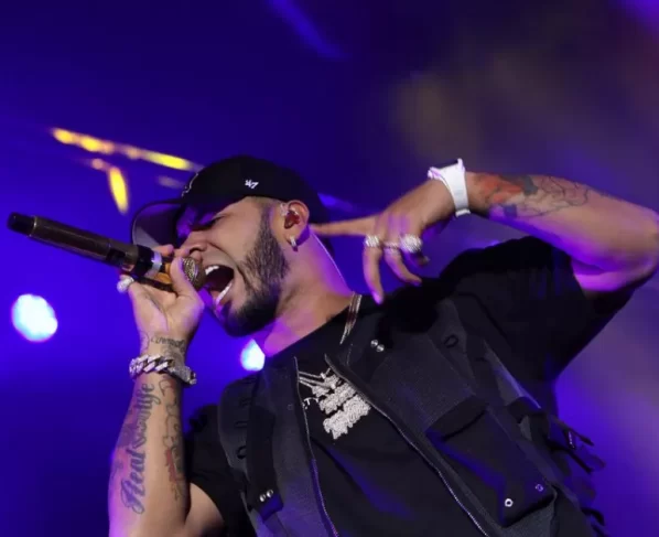 Anuel AA pospone su gira de conciertos hasta el 2023