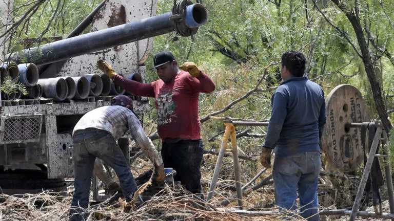 Autoridades mexicanas aceleran rescate de 10 mineros desaparecidos