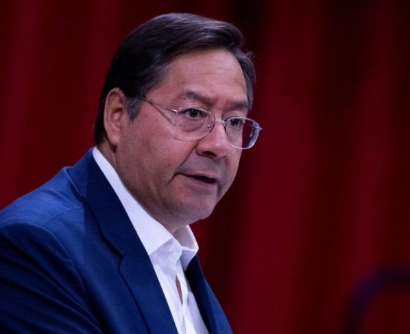 Bolivia rechaza acusación de "injerencia" de Perú