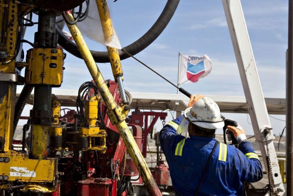 Chevron reanudará extracción “limitada” de petróleo en Venezuela