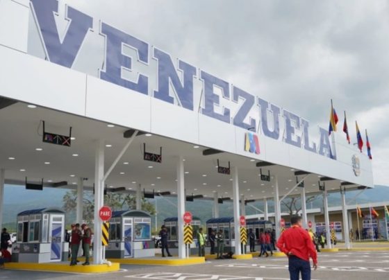 Colombia reabrirá consulados en Venezuela