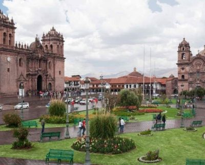 Crisis política afecta al turismo