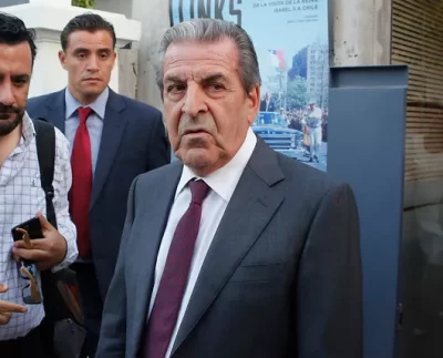Denuncian ante Tribunal Demócrata Cristiano a expresidente Frei por rechazar nueva constitución.