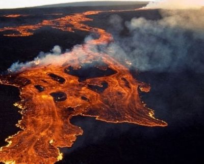 El Mauna Loa en Hawái entra en erupción por primera vez en casi 40 años