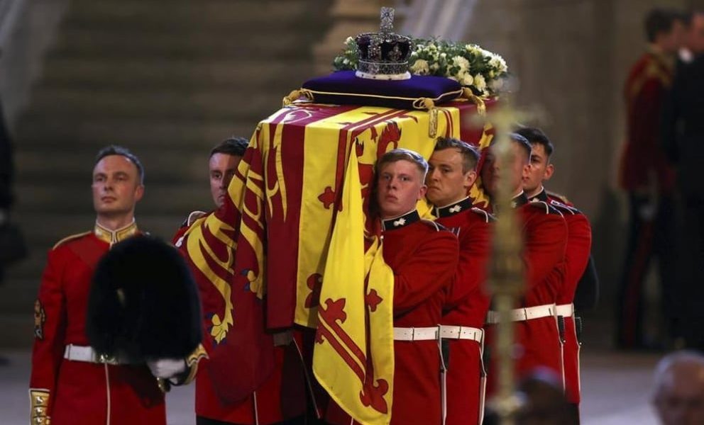 Féretro de la reina estará en capilla ardiente en el Palacio de Westminster