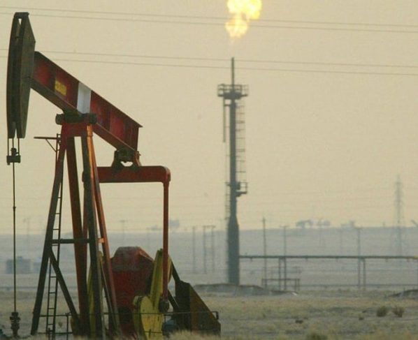 La OPEP reduce producción de crudo en 2 millones de barriles diarios