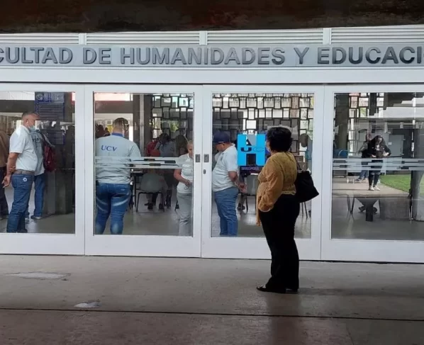 Por 5 votos pierde el chavismo la Escuela de Educación en la UCV