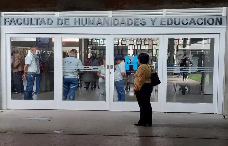 Por 5 votos pierde el chavismo la Escuela de Educación en la UCV