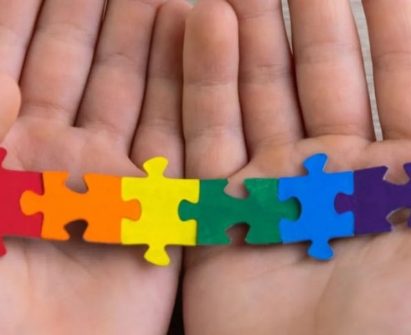 Saturno transita el signo de Acuario, camino hacia la libertad