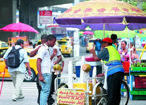 Trabajadores informales aumentan en las calles de Panamá