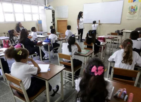 Un millón de niños venezolanos no asisten a las escuelas por falta de alimentación