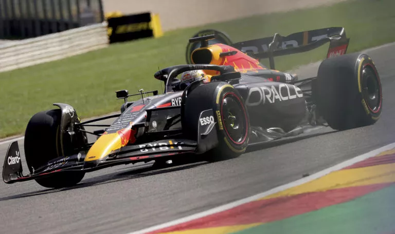 Verstappen se lleva el GP de Bélgica tras partir 14to