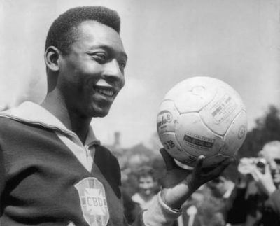 ¿Se nos va Pelé? Familiares empezaron a despedirse del astro del fútbol