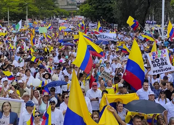 MARCHAS-COLOMBIA-TW.webp