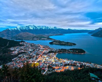 Misteriosa, salvaje y exótica es este hermoso conjunto de islas que enamora al viajero con sus paisajes de ensueño y su naturaleza