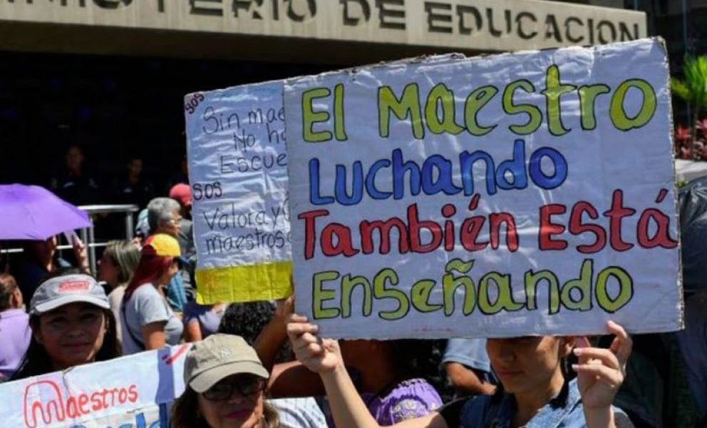 Sueldos tóxicos para el magisterio venezolano