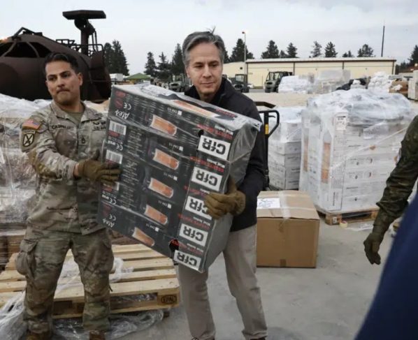Blinken en Turquia ofreció otros cien millones de dólares para la región.