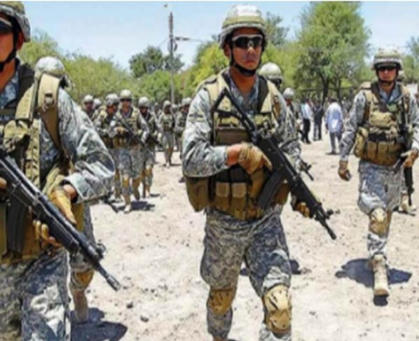 Al insertar al militar en una estructura civil y dirigida por una fracción política que este desconoce, fácilmente lo lleva con intención a formar parte en la participación directa en proselitismo político