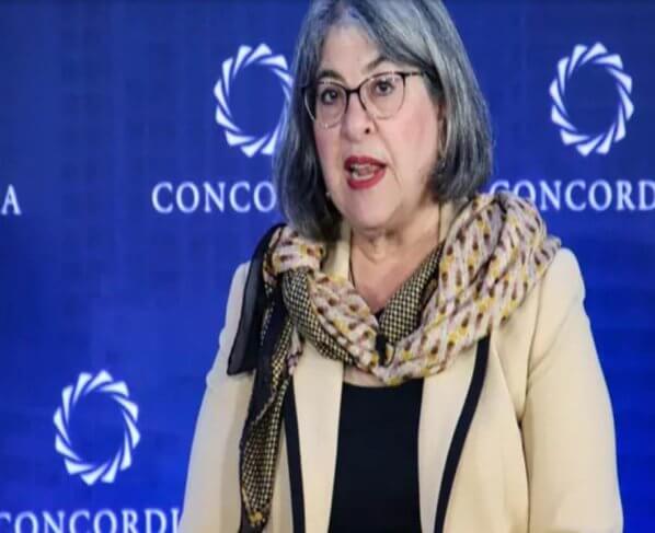 Daniella Levine Cava, Alcaldesa de Miami, afirmó que el Condado se regirá por normas federales, en desacuerdo con una legislación impulsada por el gobernador De Santis.