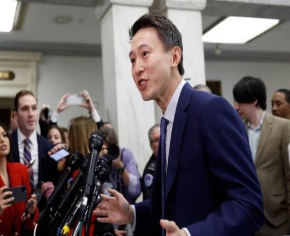 "No confiamos en que TikTok alguna vez adopte los valores estadounidenses: valores de libertad, derechos humanos e innovación", y agregó que el Partido Comunista Chino "puede usar (TikTok) como una herramienta para manipular a Estados Unidos en su conjunto".