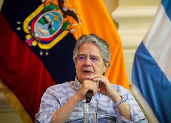 El presidente de Ecuador Guillermo Lasso, anunció este viernes qué no será candidato a las elecciones presidenciales, convocadas en el país suramericano, después que el mandatario aplicará el mecanismo de " muerte cruzada ", qué disuelve al Parlamento, a cambio de la renuncia del jefe de Estado.