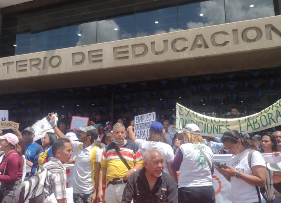 La resistencia es una de las cualidades que han demostrado los trabajadores venezolanos durante tres meses de protestas consecutivas, en demanda de salarios que permitan cubrir sus necesidades vitales.