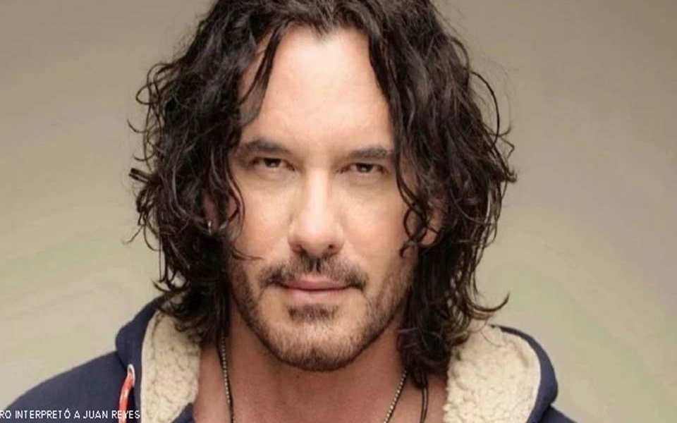 Mario Cimarro, el actor cubano que interpretó a Juan Reyes en la reconocida ficción colombiana, contó por qué la segunda temporada no funcionó en Telemundo.