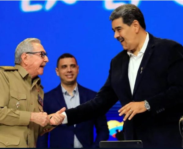 El viaje del llamado "comandante de la revolución castrista y ex ministro de Interior a Caracas se produjo en medio de una caída de las exportaciones de petróleo venezolano al régimen de La Habana.