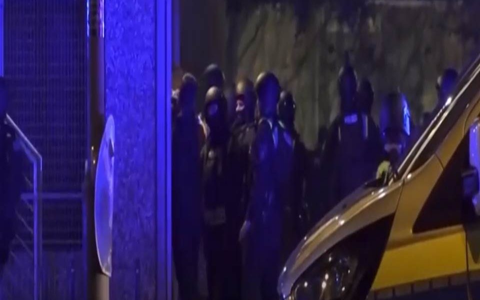Varias personas muertas y otras resultaron heridos tras producirse disparos dentro de un edificio utilizado por los testigos de Jehová en la ciudad de Hamburgo, en el norte de Alemania.