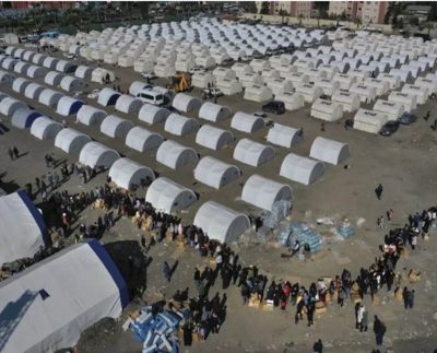 Alrededor de dos millones de sobrevivientes han sido alojados en albergues temporales o evacuados de la región devastada por el sismo, según cifras del gobierno turco.