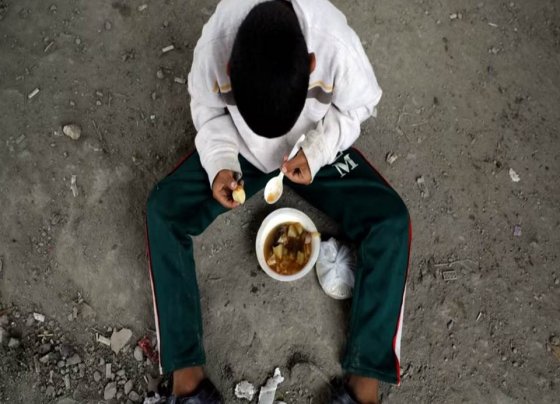 Los datos reflejan que más de 130 millones de personas en la región, principalmente en el sur del continente, no pueden hacer frente al alto costo de los alimentos básicos.