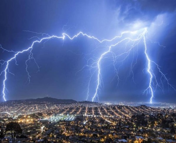 Los principales centros de población con mayor riesgo de tormentas son St. Louis, Missouri; Memphis, Tennessee; Little Rock y Jonesboro, Arkansas; y Des Moines y Cedar Rapids, Iowa.