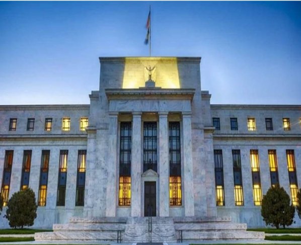 La Reserva Federal de los Estados Unidos (FED), el Banco de Canadá, el Banco de Inglaterra, el Banco de Japón, el Banco Central Europeo y el Banco Nacional Suizo anunciaron hoy una acción coordinada para mejorar la provisión de liquidez a través de acuerdos permanentes de líneas de intercambio (swaps de liquidez), en dólares estadounidenses, según informó hoy el organismo.