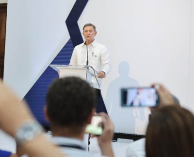 El ministro de Relaciones Exteriores de República Dominicana, Roberto Álvarez, declaró que el país está preparado para recibir la XXVIII Cumbre Iberoamericana de Jefas y Jefes de Estado y de Gobierno que se desarrollará en el país del 24 al 25 de marzo en la sede de la Cancillería dominicana con el lema “Juntos por una Iberoamérica justa y sostenible”, convirtiendo a Santo Domingo esta semana en la capital de Iberoamérica.