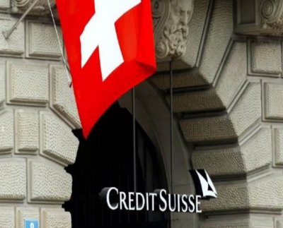 Los mercados de acciones y bonos operan este lunes en Europa con alzas y bajas, y no terminan de asimilar el rescate de emergencia del banco UBS al Credit Suisse. Los índices en la pre apertura en Wall Street están todos en rojo.
