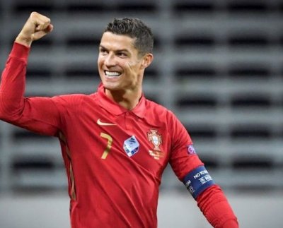 El delantero de 38 años, que además es el máximo goleador de la selección con 118 goles, estaba de vuelta en la selección tras la derrota en Qatar. Cree que no es el momento de "tirar la toalla".