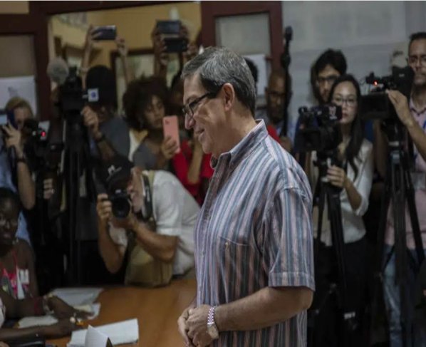 Las autoridades electorales cubanas informaron que la abstención en la votación para elegir al nuevo Parlamento alcanzó el 24,08%, una cifra superior a la de los comicios de 2018, tal como habían pronosticado algunos observadores.