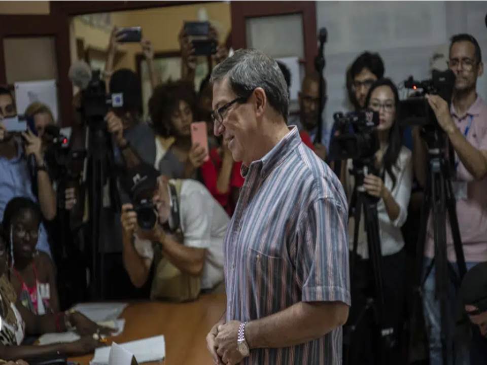 Las autoridades electorales cubanas informaron que la abstención en la votación para elegir al nuevo Parlamento alcanzó el 24,08%, una cifra superior a la de los comicios de 2018, tal como habían pronosticado algunos observadores.