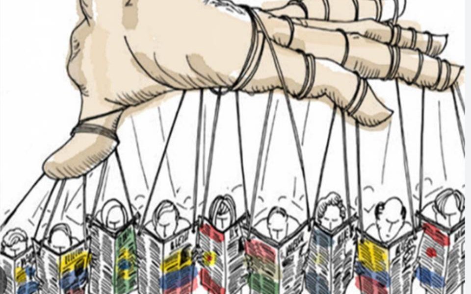 La desinformación es uno de los problemas que afectan diariamente a las comunidades y que tiene graves efectos y presenta nuevos retos, no solo para una sociedad que cada vez está más polarizada, sino para los periodistas, que deben trabajar día a día por erradicarla, señalan expertos.