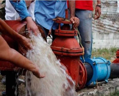 Cada año, desde 1993, el Día Mundial del Agua (22 de marzo) crea conciencia e inspira acciones para abordar la crisis mundial del agua y el saneamiento, ya que 2000 millones de personas viven todavía sin acceso a agua potable. Se trata de una celebración coordinada por ONU Agua y cuyo tema anual está alineado con el lanzamiento del Informe Mundial de la ONU sobre el estado de los recursos hídricos.