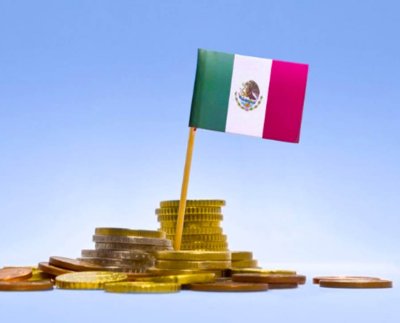 El presidente Andrés Manuel López Obrador aseguró que la economía mexicana está bien y que la quiebra de bancos en Estados Unidos no la ha afectado.