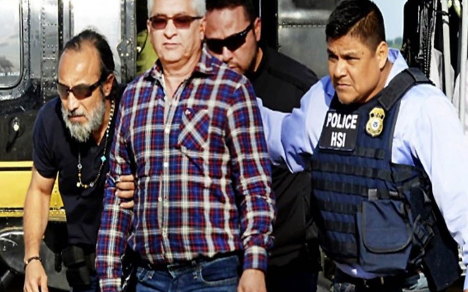 Tomás Yarrington, ex gobernador mexicano fue condenado a nueve años de prisión por aceptar al menos 3,5 millones de dólares en sobornos ilegales y usarlos para comprar propiedades en Estados Unidos de manera fraudulenta.