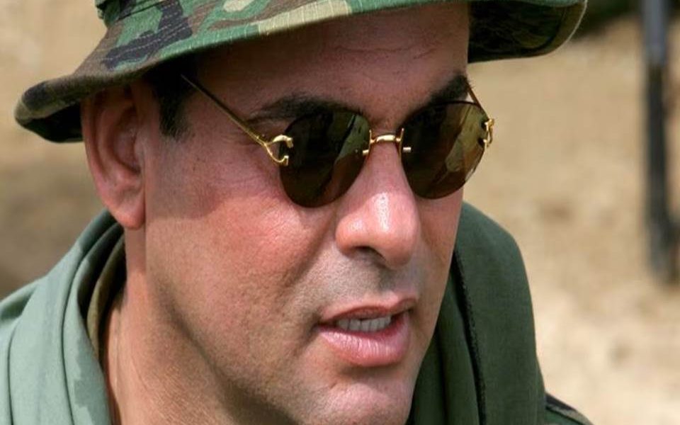 El excomandante de las Autodefensas Unidas de Colombia (AUC), Salvatore Mancuso, recibió el beneficio de libertad condicional de parte de la Sala de Justicia y Paz del Tribunal Superior de Bogotá. Este beneficio se le otorgó a modo de prueba mientras cumple los compromisos que adquirió de verdad y reparación para las víctimas del conflicto armado.