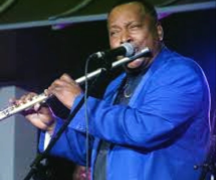 Fue un flautista, arreglista, compositor y productor musical; y según entendidos, fue el innovador de la Timba, que es considerada la respuesta cubana a la Salsa