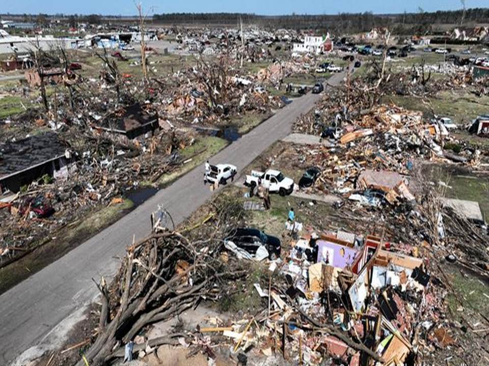 El presidente de los Estados Unidos, Joe Biden, aprobó la declaración de emergencia para el estado de Misisipi después de que un tornado azotó la región, ocasionando al menos a 25 personas muertas allí y otra más en Alabama.
