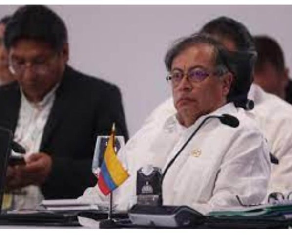 El presidente Gustavo Petro anunció la salida de 8 ministros y altos funcionarios del Gobierno. Habrá relevos en los Ministerios de Hacienda, Agricultura, Interior, Salud, Ciencia, TIC, Transporte y el DAPRE.