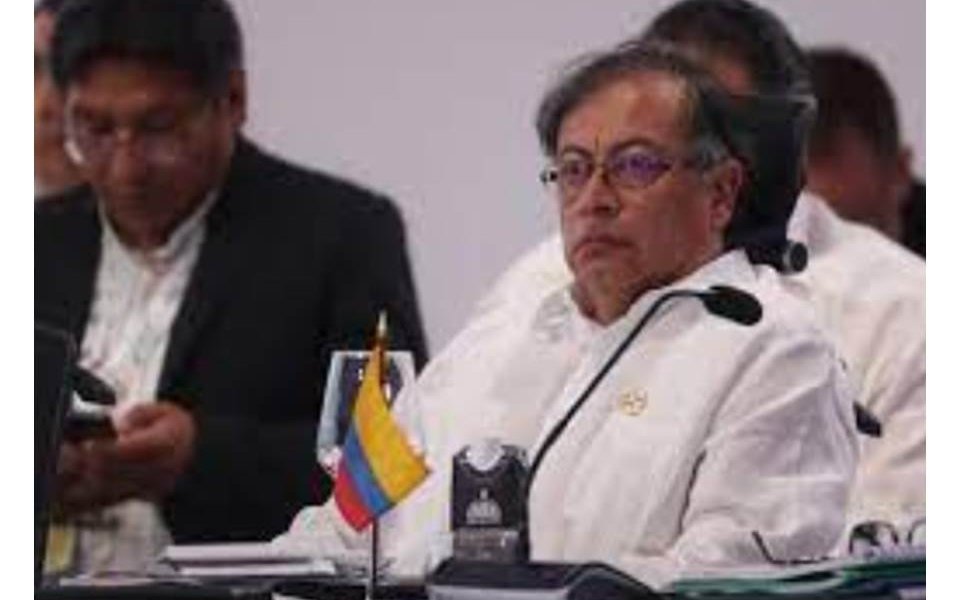 El presidente Gustavo Petro anunció la salida de 8 ministros y altos funcionarios del Gobierno. Habrá relevos en los Ministerios de Hacienda, Agricultura, Interior, Salud, Ciencia, TIC, Transporte y el DAPRE.