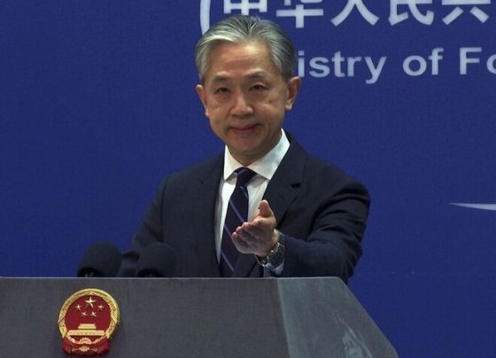 La portavoz de la cancillería china, Mao Ning dio estas declaraciones en una rueda de prensa en Washington, tras el acuerdo de cooperación militar que firmaron el presidente estadounidense Joe Biden y su homólogo surcoreano Yoon Suk-Yeol.
