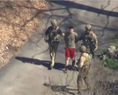 El FBI arrestó a Jack Teixeira, el principal sospechoso de filtrar múltiples documentos clasificados del Pentágono. Según la información preliminar, se trata de un joven de 21 años, que sirvió en la Guardia Nacional Aérea de Massachusetts.